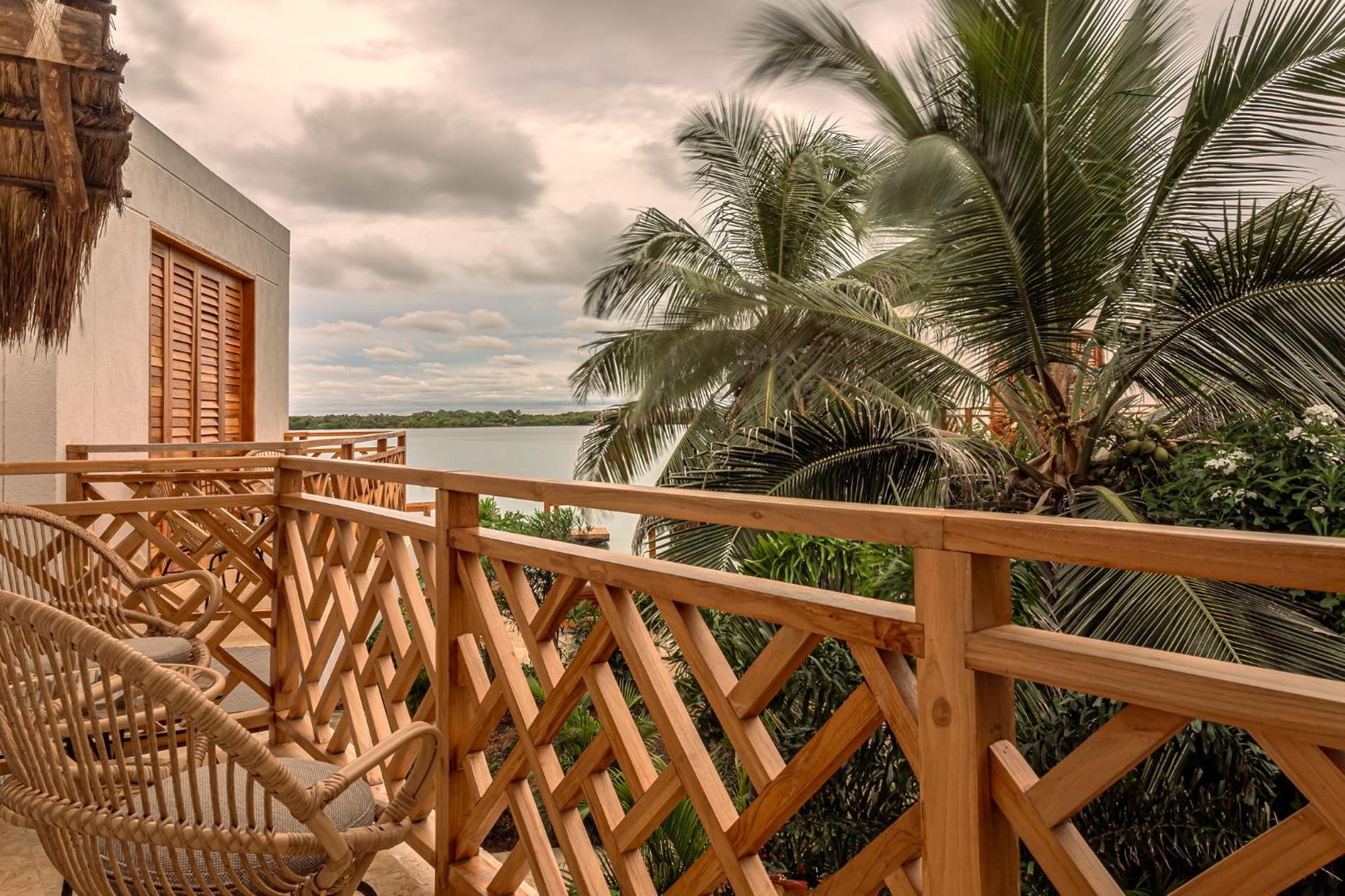 Islawa Soy Local - Isla Privada Hotel Baru Exterior photo