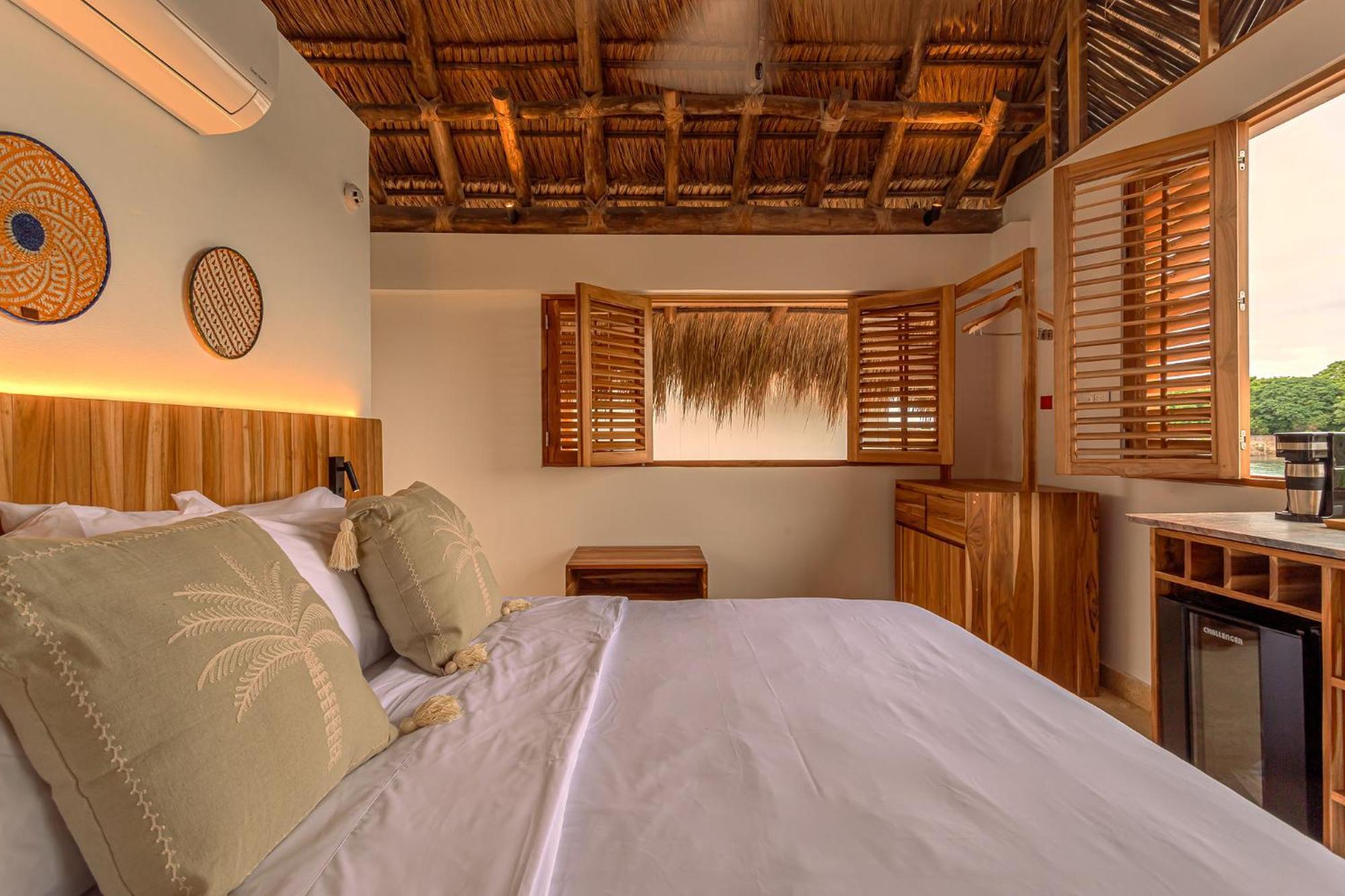 Islawa Soy Local - Isla Privada Hotel Baru Exterior photo