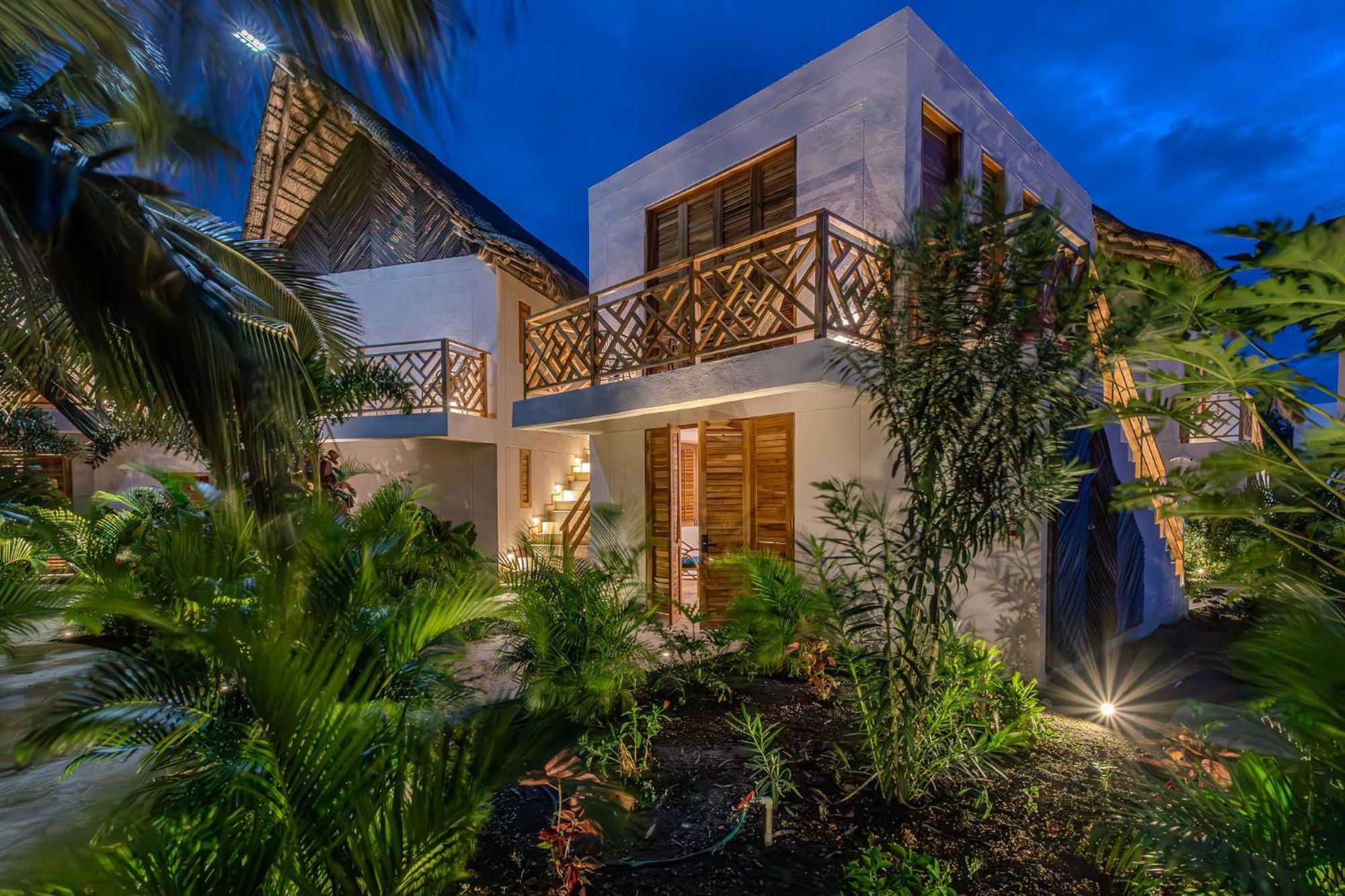 Islawa Soy Local - Isla Privada Hotel Baru Exterior photo