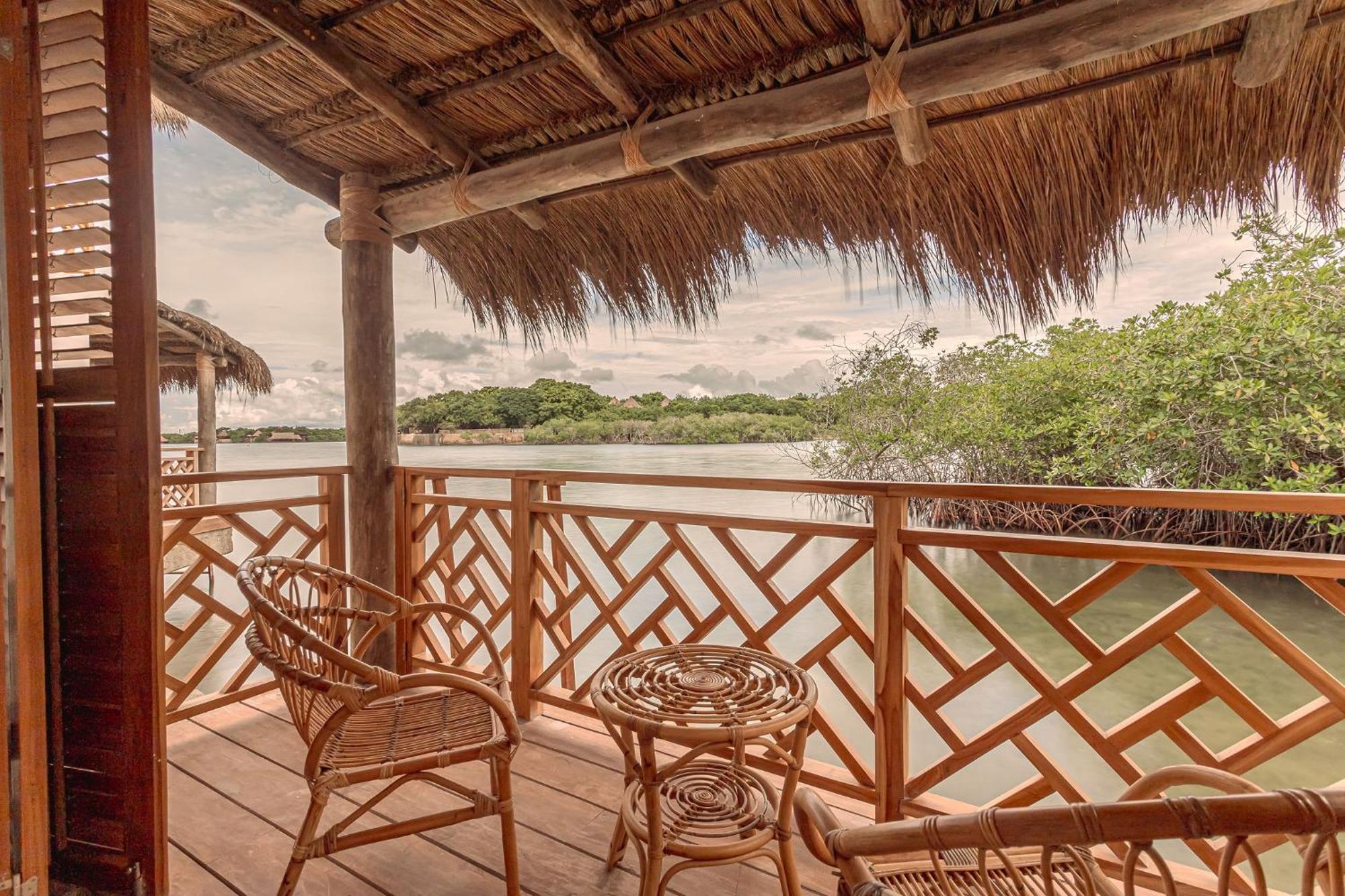 Islawa Soy Local - Isla Privada Hotel Baru Exterior photo