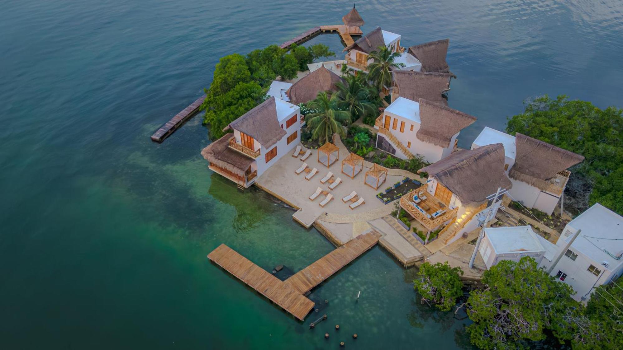Islawa Soy Local - Isla Privada Hotel Baru Exterior photo